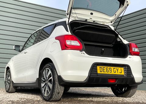 Suzuki Swift ATTITUDE DUALJET 19