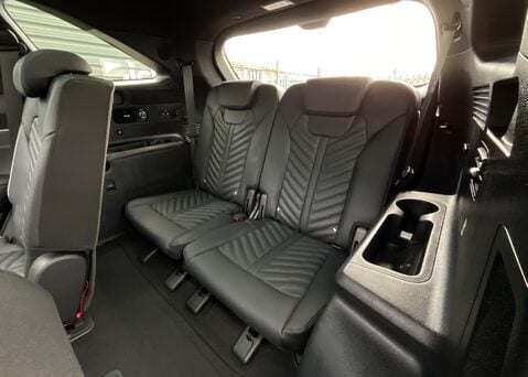 Kia Sorento 1.6 T-GDi '4' HEV 16