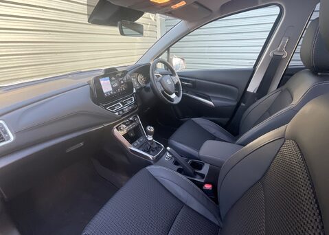 Suzuki S-Cross ULTRA BOOSTERJET ALLGRIP 9