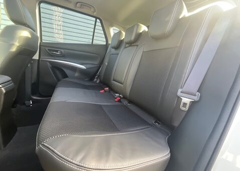 Suzuki S-Cross ULTRA BOOSTERJET ALLGRIP 15