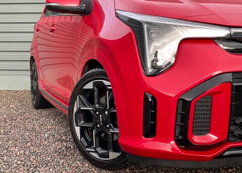 Kia Picanto GT-LINE S 2