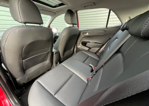 Kia Picanto GT-LINE S 12