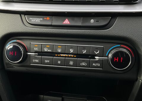 Kia Ceed 1.0 T-GDi Pure 13