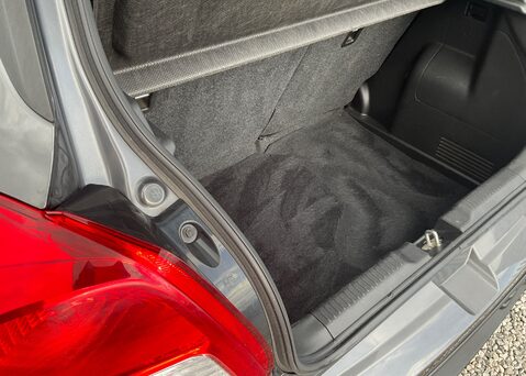 Suzuki Swift ATTITUDE DUALJET 16