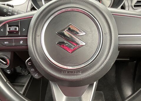 Suzuki Swift ATTITUDE DUALJET 21