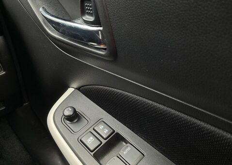 Suzuki Swift ATTITUDE DUALJET 20