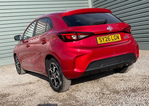 MG MG3 1.5 HYBRID+ TROPHY 13