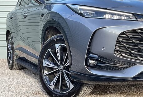 MG MG HS 1.5 T-GDI TROPHY PHEV