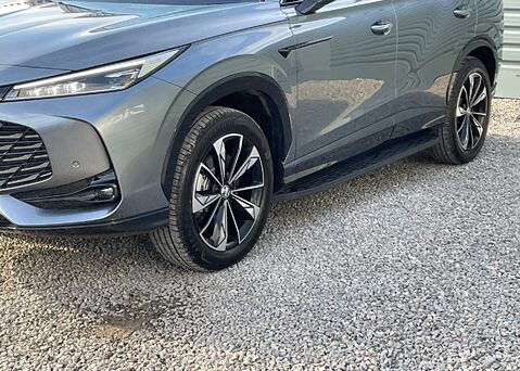 MG MG HS 1.5 T-GDI TROPHY PHEV 5