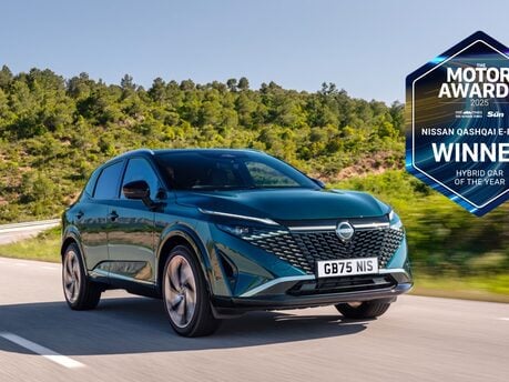 Image of Nissan Qashqai with e-POWER with award.