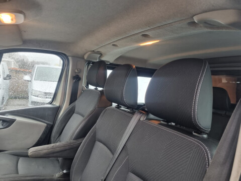 Renault Trafic LL29 SPORT NAV ENERGY DCI CREW 10