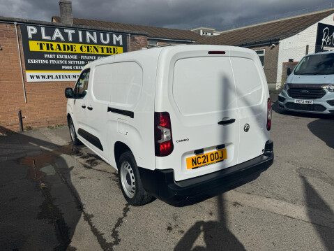 Vauxhall Combo L2H1 2300 DYNAMIC 5
