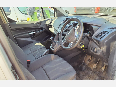 Ford Transit Connect 240 TREND P/V 5