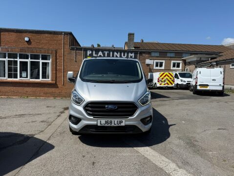 Ford Transit Custom 300 LIMITED P/V L1 H1 KOMBI 6 Seater 24