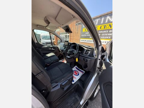Ford Transit Custom 300 LIMITED P/V L1 H1 KOMBI 6 Seater 27