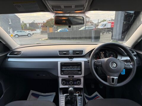 Volkswagen Passat S TDI BLUEMOTION TECHNOLOGY 8