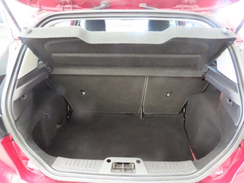 Ford Fiesta ZETEC 9