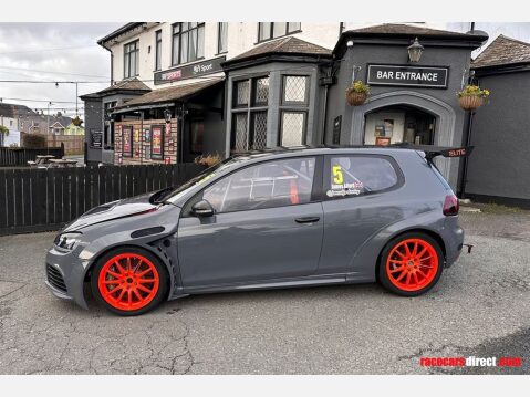 Volkswagen Golf GTI 4