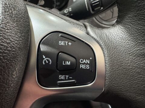 Ford Transit Courier 1.0 Limited 39