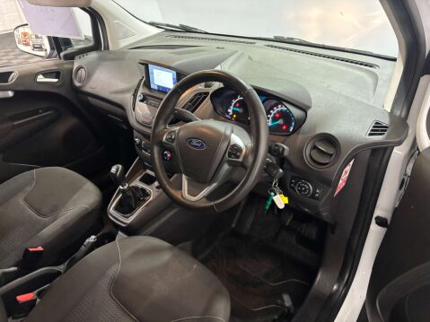 Ford Transit Courier 1.0 Limited 4