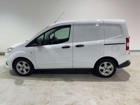 Ford Transit Courier 1.0 Limited 25