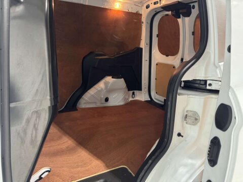 Ford Transit Courier 1.0 Limited 26