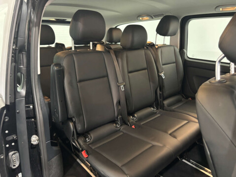 Mercedes-Benz Vito 116 CDi Tourer 2.0 Select Auto 5dr 4