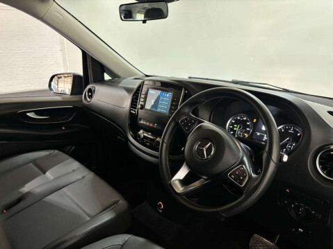 Mercedes-Benz Vito 116 CDi Tourer 2.0 Select Auto 5dr 19
