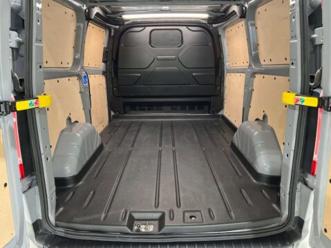 Ford Transit Custom 300 2.0 Active SWB EcoBlue 35