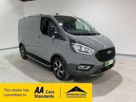 Ford Transit Custom 300 2.0 Active SWB EcoBlue