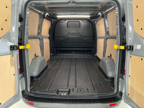 Ford Transit Custom 300 2.0 Active SWB EcoBlue 29