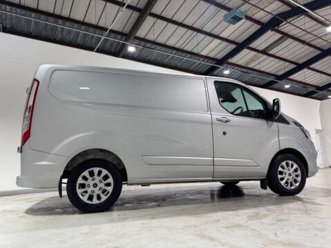 Ford Transit Custom 300 2.0 SWB Limited EcoBlue 5