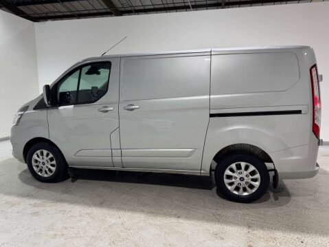 Ford Transit Custom 300 2.0 SWB Limited EcoBlue 40