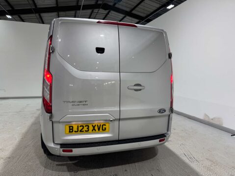 Ford Transit Custom 300 2.0 SWB Limited EcoBlue 29
