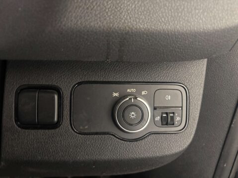 Mercedes-Benz Sprinter 2.0 Sprinter 315 MWB Premium CDI 16