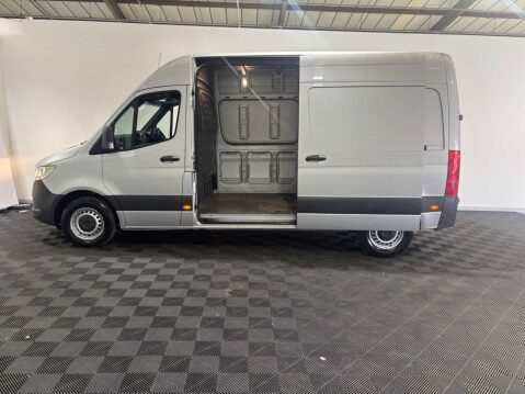 Mercedes-Benz Sprinter 2.0 Sprinter 315 MWB Premium CDI 10
