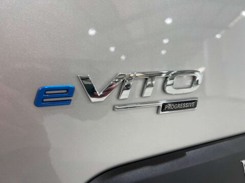 Mercedes-Benz Vito eVito 66 Progressive 39