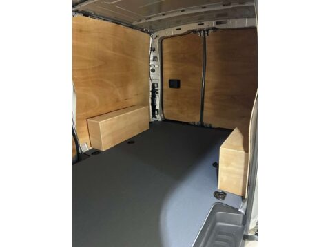 Mercedes-Benz Vito eVito 66 Progressive 31