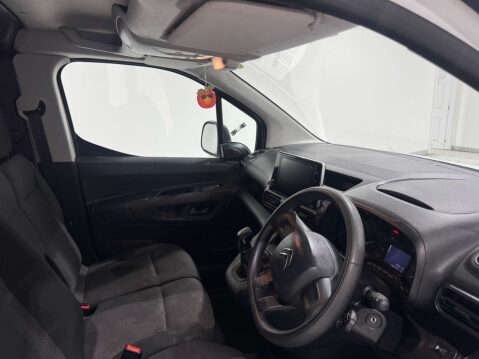 Citroen Berlingo 950 1.5 Enterprise Blue HDi S/S 6