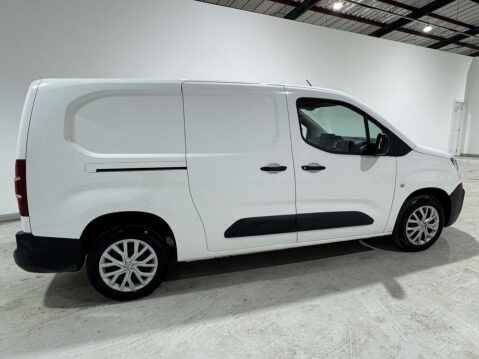 Citroen Berlingo 950 1.5 Enterprise Blue HDi S/S 9
