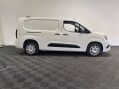 Vauxhall Combo 2300 1.5 SportIVE TD S/S 3