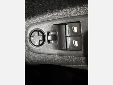 Vauxhall Combo 2300 1.5 SportIVE TD S/S 27