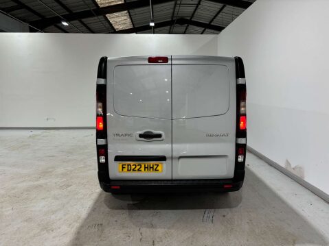 Renault Trafic LL30 2.0 Business Blue LWB dCi 27