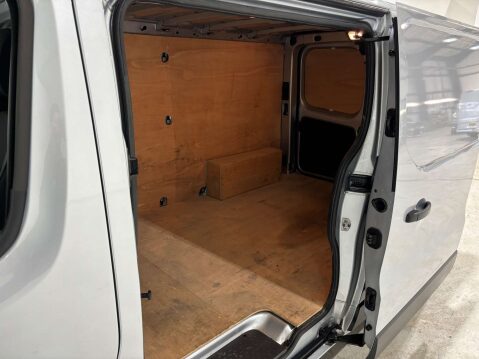 Renault Trafic LL30 2.0 Business Blue LWB dCi 37