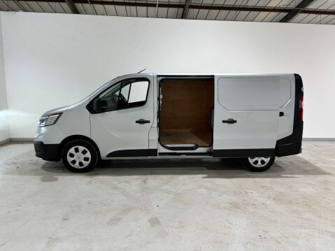 Renault Trafic LL30 2.0 Business Blue LWB dCi 40