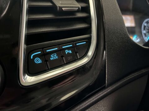 Ford Transit Custom 320 Limited EcoBlue Crew Van / Double Cab 38