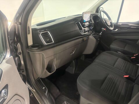 Ford Transit Custom 320 Limited EcoBlue Crew Van / Double Cab 23