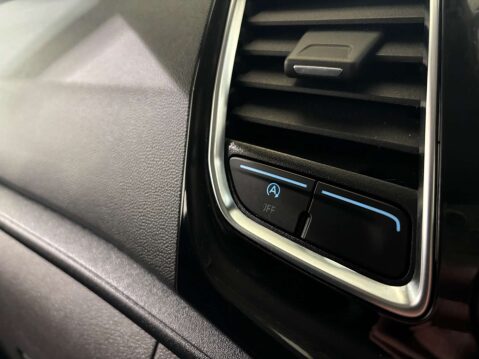 Ford Transit Custom 320 Limited EcoBlue Crew Van / Double Cab 19