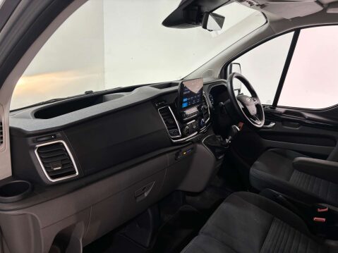 Ford Transit Custom 320 Limited EcoBlue Crew Van / Double Cab 10