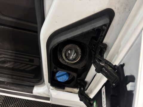 Ford Transit Custom 300 SWB Limited EcoBlue 44